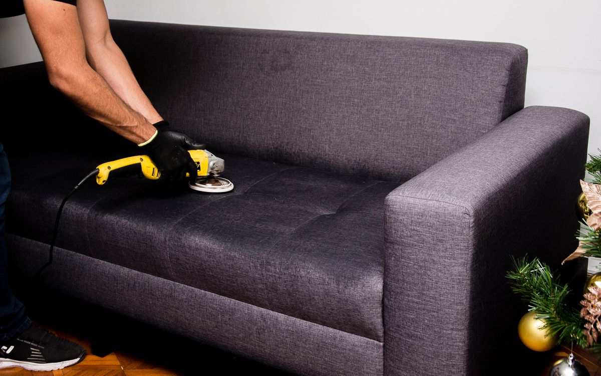 Dịch vụ vệ sinh sofa, rèm và thảm tại nhà